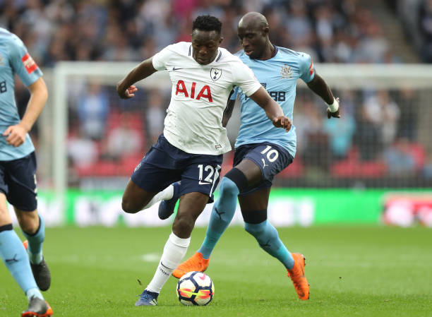 保持冷静并 保持冷静并