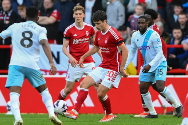 出超乎寻常 出超乎寻常