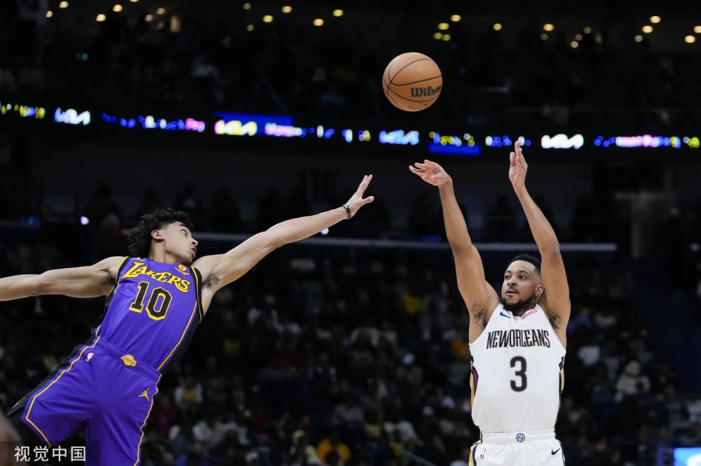 在社交媒体 在社交媒体